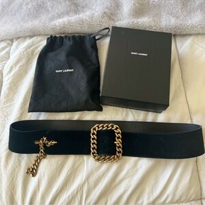 ISO looking for !!!!❤️❤️❤️❤️